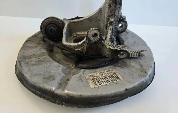 BMW 7 E65 E66 Rear wheel hub spindle/knuckle 