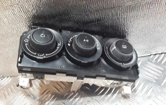 Peugeot 308 Climate control unit T1000220K 69940002