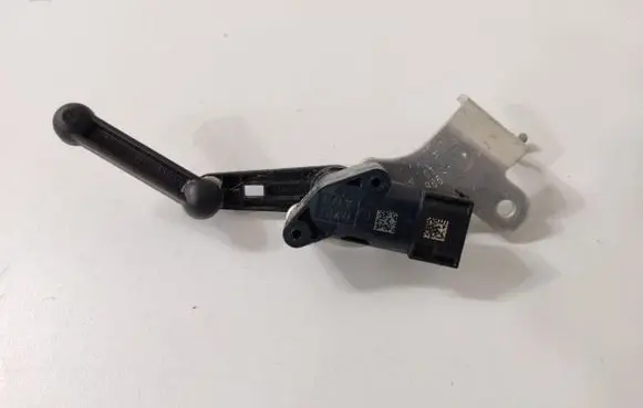 BMW 8 G14 Headlight/headlamp level sensor 6870965 6895466