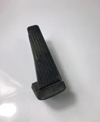 Volvo XC90 Accelerator throttle pedal 32212451