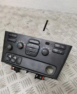 Volvo V70 Climate control unit 8691876 04W04E02 M6042200104