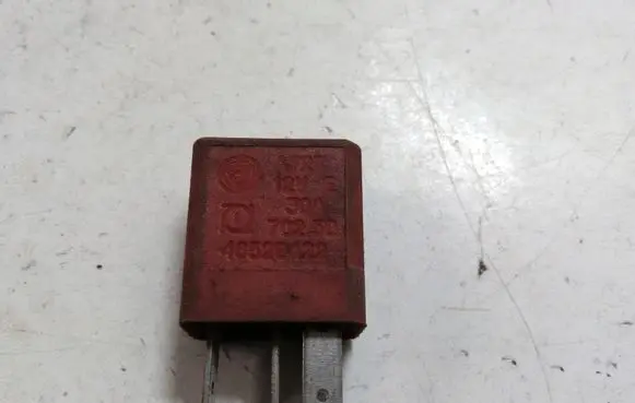 Fiat Punto (188) Other relay 46520422