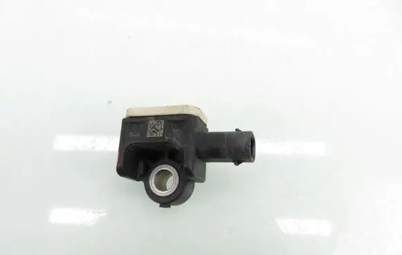 Volkswagen Touareg I Airbag deployment crash/impact sensor 7P0959651