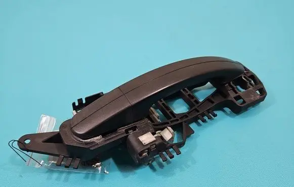 Rear door exterior handle