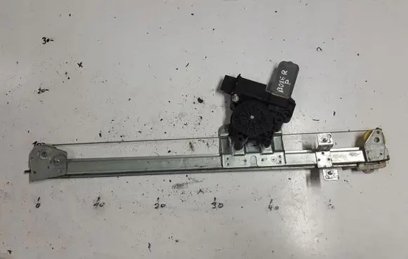 Citroen Jumper Front door manual window regulator 1368042080