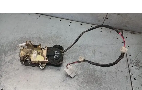 Mazda Premacy Front door lock
