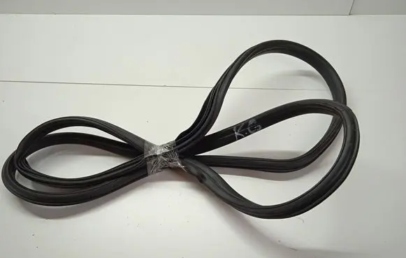 Rubber seal rear door