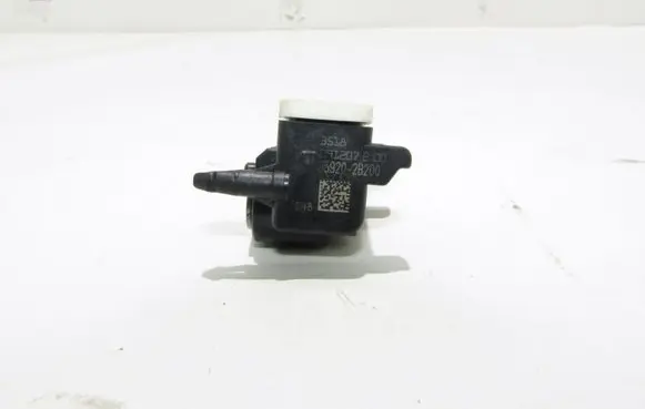 Hyundai Santa Fe Airbag deployment crash/impact sensor 959202B200