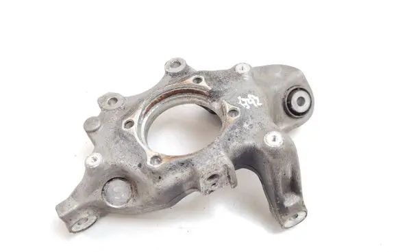 Mercedes-Benz E W213 Rear wheel hub A2133572500