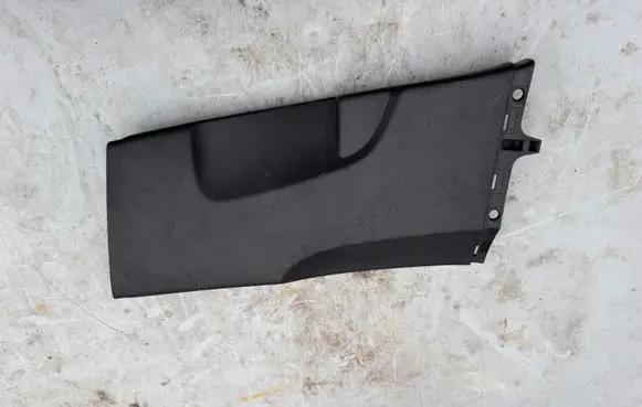 Audi A3 S3 8V (B) pillar trim (bottom) 8V5867239