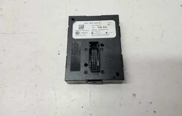 Volkswagen Tiguan Keyless (KESSY) go control unit/module 5K0959434B
