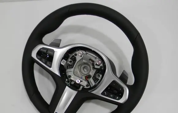 BMW X7 G07 Steering wheel 5A4B4A7 32305A4B4A7