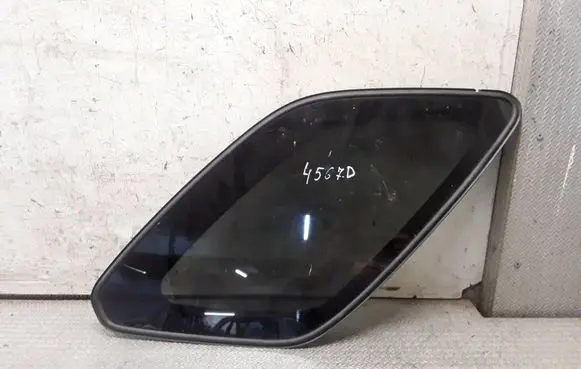 KIA Sportage Rear side window