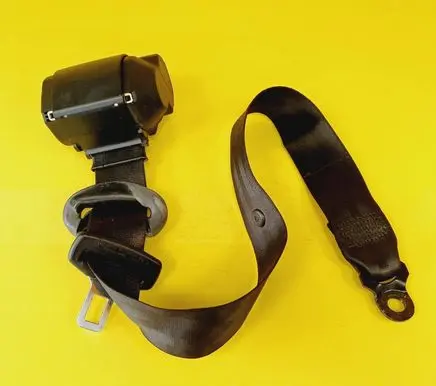 Volkswagen Polo III 6N 6N2 6NF Rear seatbelt 6N0857805