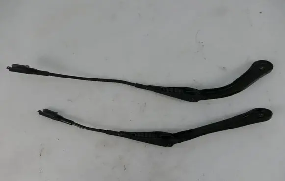 BMW 3 E90 E91 Windshield/front glass wiper blade 7253386