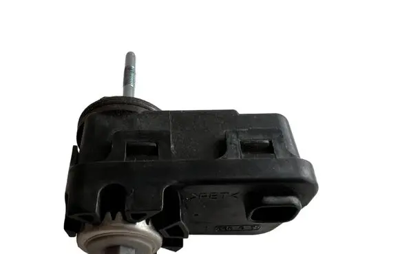 Hyundai Santa Fe Headlight level adjustment motor 156bG31 56bG31