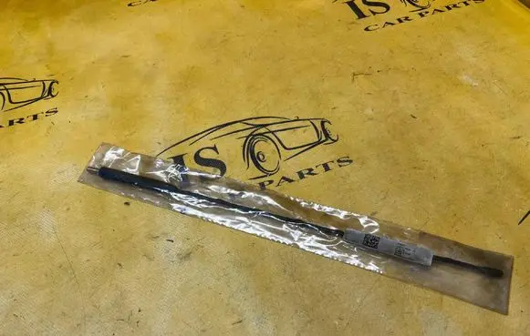 Ford Bronco Radio antenna LC3T-18828-AC LC3T18828AC