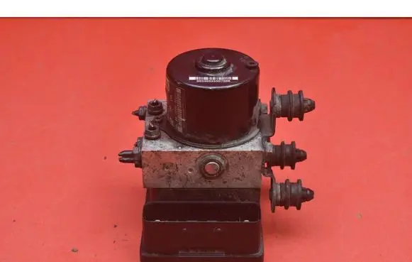 Audi A3 S3 A3 Sportback 8P ABS Pump 1K0614517T