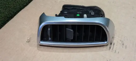 Porsche Cayenne (92A) Dashboard side air vent grill/cover trim 7P5819727A