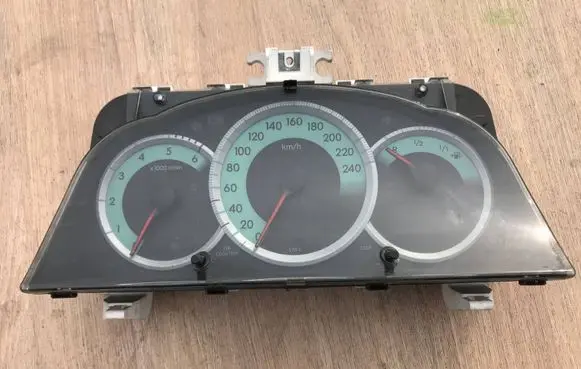 Toyota Corolla Verso AR10 Speedometer (instrument cluster) 838000F092