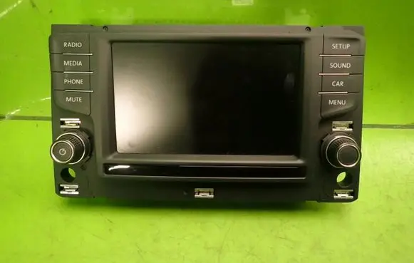 Volkswagen Golf VII Radio/CD/DVD/GPS head unit 3G0919605