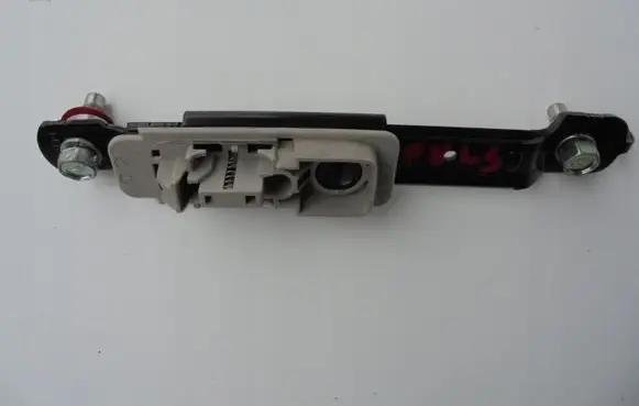 Nissan Pulsar Seat belt adjustment rail 6096312A