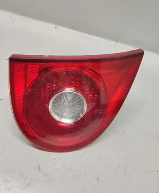 Volkswagen Golf V Tailgate rear/tail lights 285001