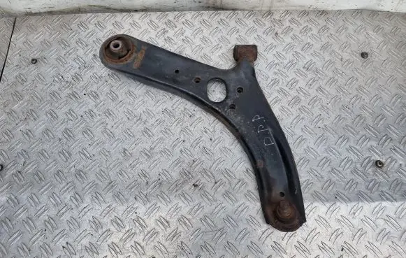 KIA Rio Front lower control arm/wishbone 545841J000
