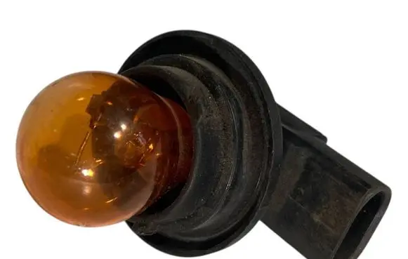 BMW 3 E46 Headlight/headlamp bulb P21W