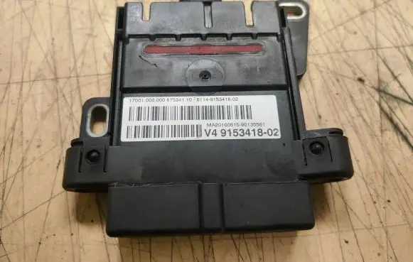 BMW 5 F10 F11 Coolant fan relay 6114915341802