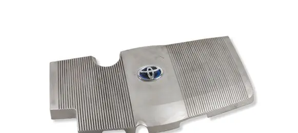 Toyota Prius (XW50) Engine cover (trim) 1260137010