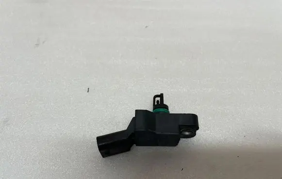 Volkswagen Polo V 6R Air pressure sensor 038906051R