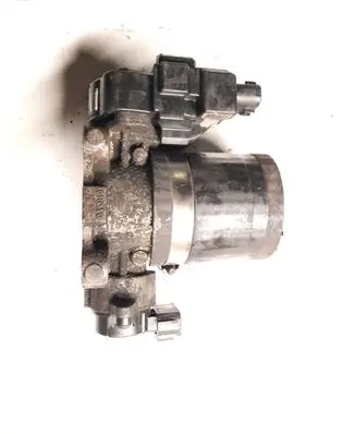 Toyota Avensis T250 Throttle valve 0R010