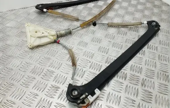 Audi A3 S3 A3 Sportback 8P Front window lifting mechanism without motor 8P4837461A