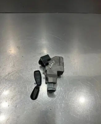 Ford B-MAX Steering wheel lock 8V213K772ae