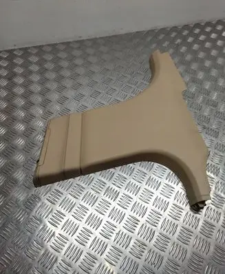(B) pillar trim (bottom)
