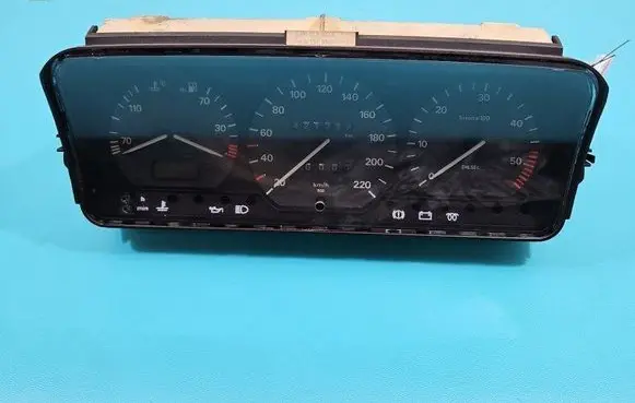 Volkswagen PASSAT B4 Speedometer (instrument cluster) 3A0919059B IMPRK1477488