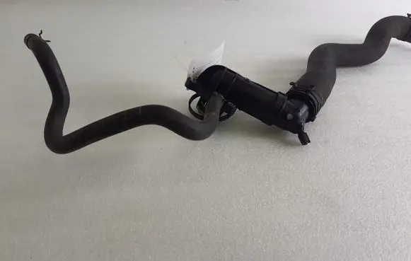 Thermostat/thermostat housing