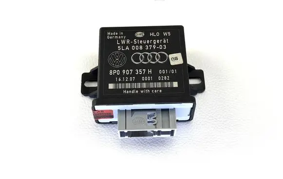 Audi A6 S6 C6 4F Light module LCM 8P0907357H 5LA00837903