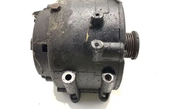 Mercedes-Benz S W220 Generator/alternator A0001501650