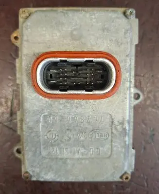 Mercedes-Benz E W211 Headlight ballast module Xenon 5DF00870402