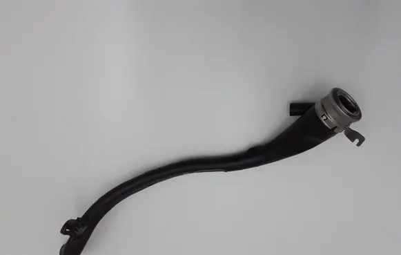 Mini Cooper Countryman R60 Fuel tank filler neck pipe 9800741