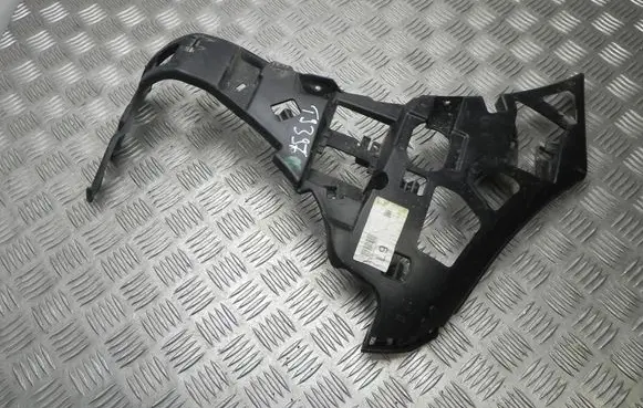 Mercedes-Benz S W222 Front bumper mounting bracket A2228852065 T9397