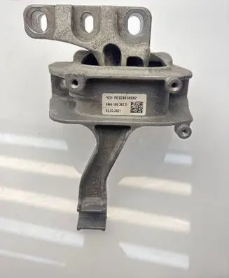 Cupra Formentor Engine mount bracket 5WA199262D 02032021