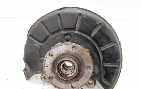 Volkswagen Jetta VI Front wheel hub 1K0615312F