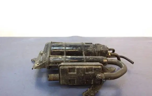 Active carbon filter fuel vapour canister