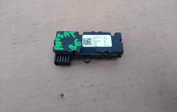 Volkswagen PASSAT B6 Steering angle sensor 3C0959654
