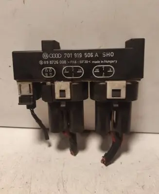 Volkswagen Sharan Coolant fan relay 701919506A 898726000