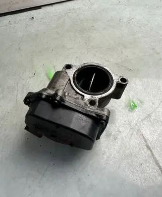 Volkswagen Polo V 6R Throttle valve 03L128063J