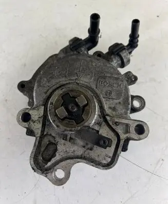 Jaguar XF X250 Vacuum pump 4R8Q2A451AF